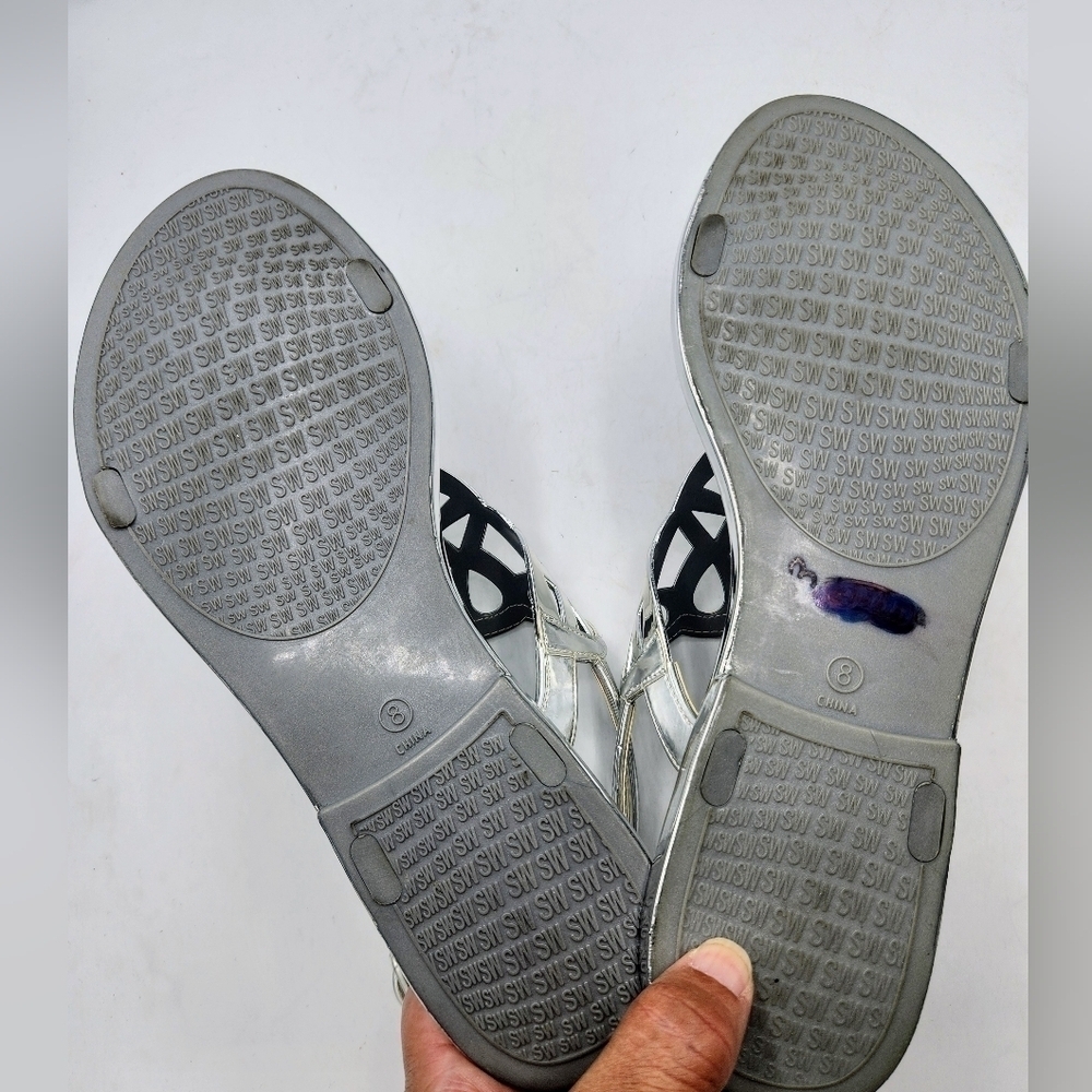 STUART WEITZMAN Gelfisher Laser-Cut Jelly Sandals In Graphite Size 8 - Picture 6 of 13